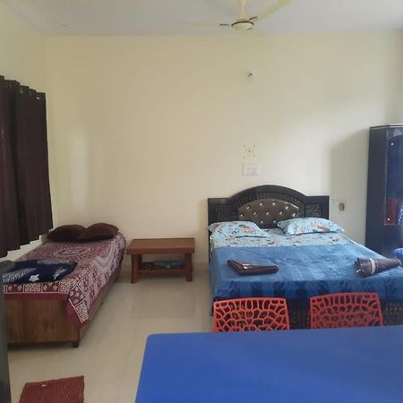 Nandi Skandagiri Guest House Esterno foto