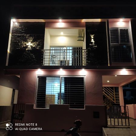Nandi Skandagiri Guest House Esterno foto